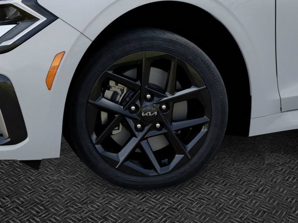 New 2026 Kia K5 LXS FWD image 9