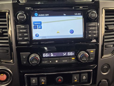 Used 2017 Nissan Titan Platinum Reserve image 15