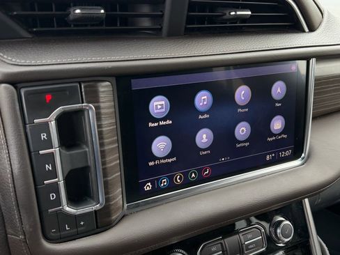 Used 2021 GMC Yukon XL Denali image 21