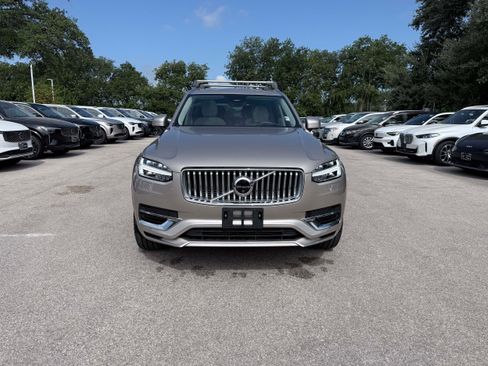 Certified 2024 Volvo XC90 T8 Ultimate AWD/4WD image 9
