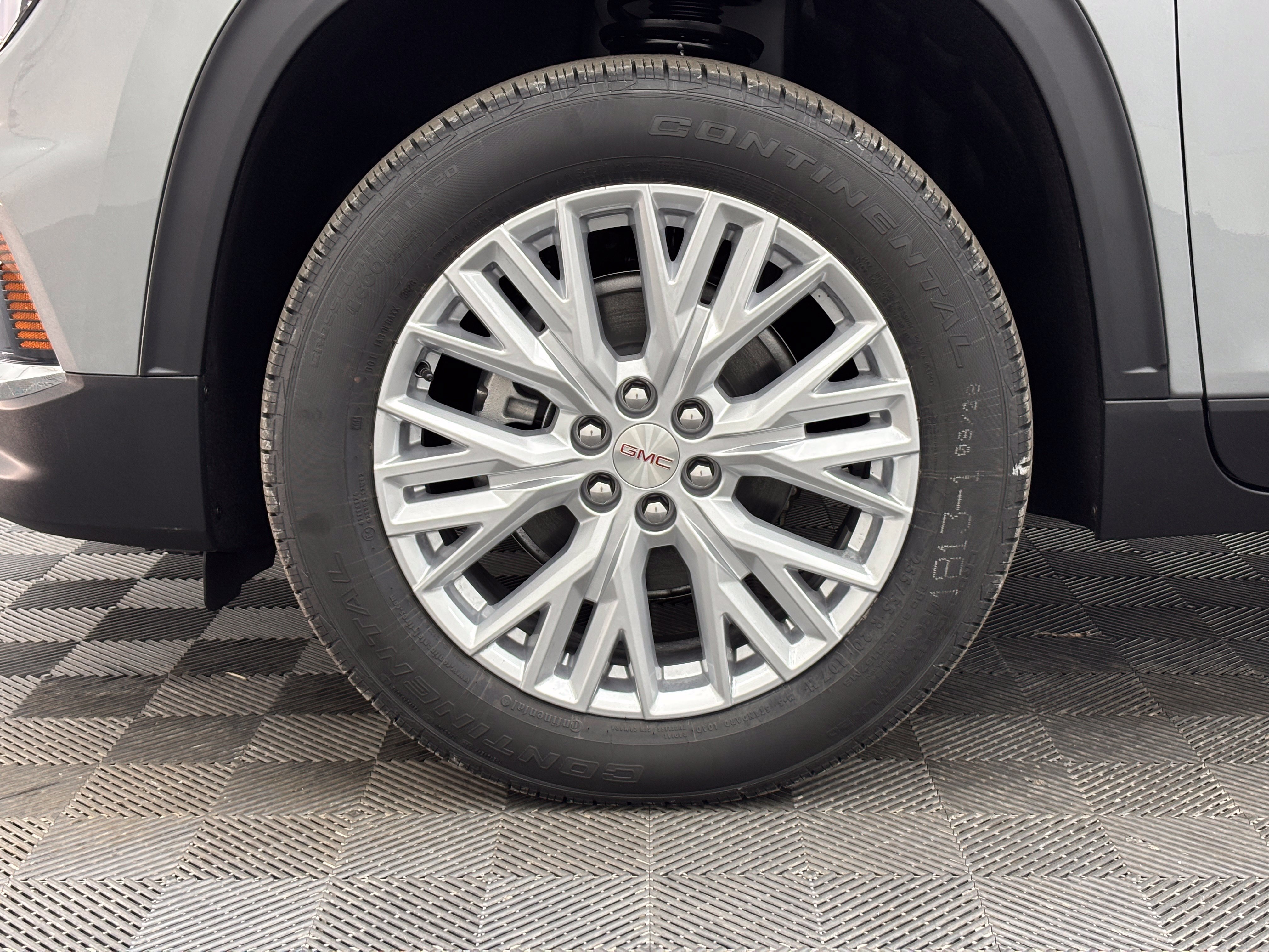 New 2027 GMC Acadia Elevation w/ Elevation Premium Package AWD/4WD image 17