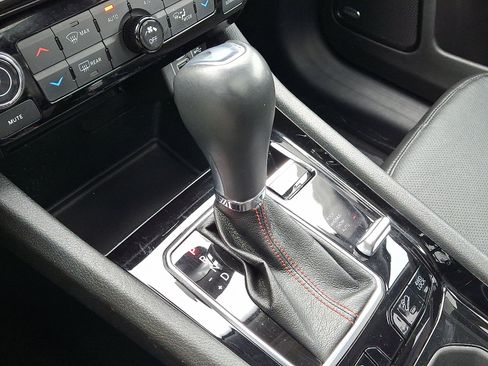 Certified 2022 Jeep Compass Trailhawk w/ Trailhawk Elite Group image 15