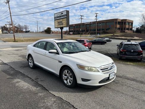 Used 2011 Ford Taurus SEL w/ 201A Rapid Spec Order Code image 7