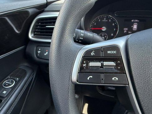 Used 2019 Kia Sorento LX FWD image 12