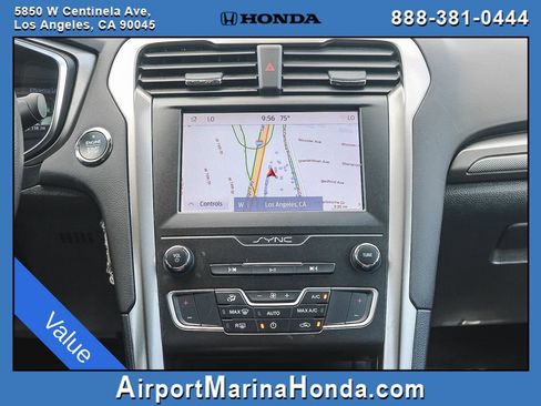 Used 2020 Ford Fusion SE FWD image 7