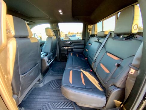 Used 2022 GMC Sierra 3500 AT4 w/ AT4 Premium Plus Package image 27