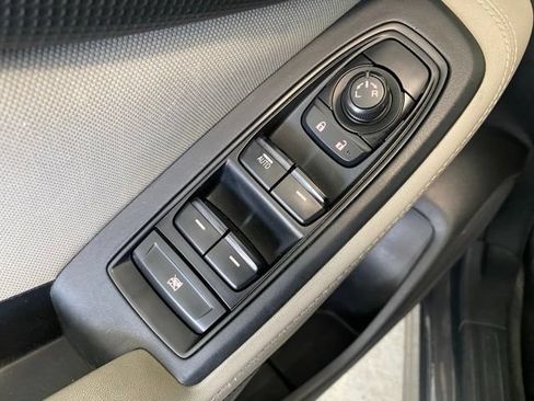 Used 2024 Subaru Forester AWD/4WD image 10