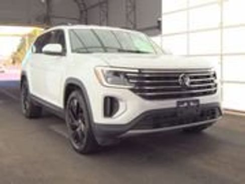 Used 2026 Volkswagen Atlas SE AWD/4WD image 6