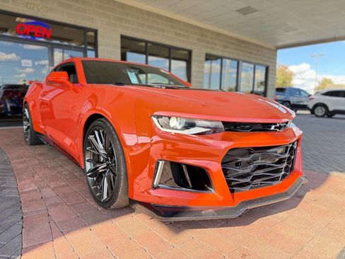 Used 2021 Chevrolet Camaro ZL1 image 24