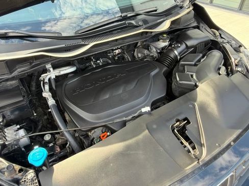 Used 2025 Honda Odyssey EX-L image 28