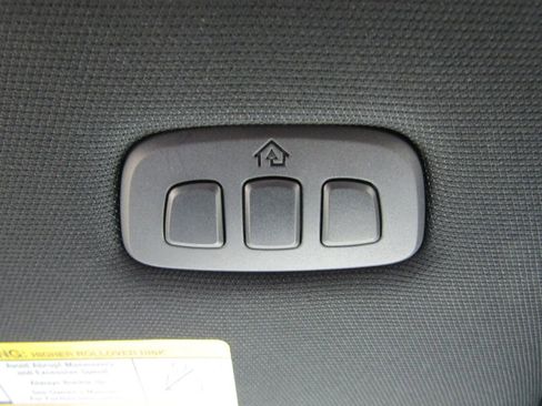 Used 2023 Ford F150 Lariat w/ Equipment Group 502A High image 40