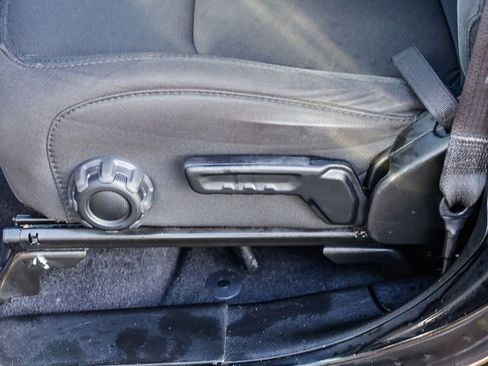 Certified 2022 Jeep Wrangler Unlimited Willys image 23