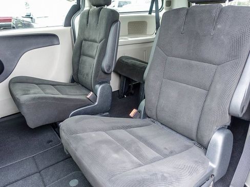 Used 2016 Dodge Grand Caravan SE w/ Quick Order Package 29E SE image 19