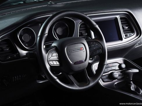 Used 2021 Dodge Challenger R/T Scat Pack image 24