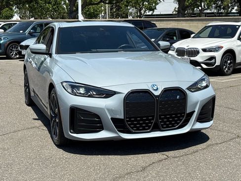Used 2023 BMW i4 eDrive40 w/ M Sport Package RWD image 5