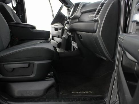 Used 2024 RAM 2500 Big Horn w/ Bed Utility Group image 19