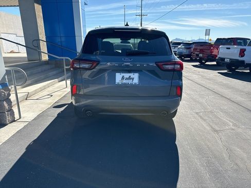 Used 2023 Ford Escape ST-Line image 4