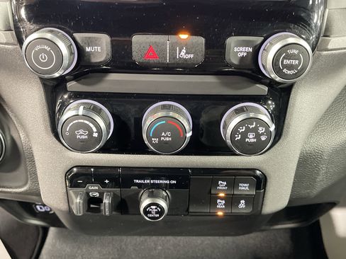 Used 2025 RAM 1500 Tradesman image 25