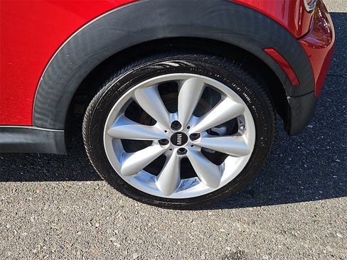 Used 2015 MINI Cooper S image 8