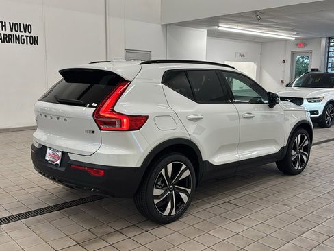 New 2026 Volvo XC40 B5 Ultra w/ Protection Package Premier image 5