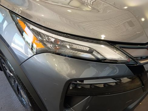 Used 2026 Nissan Rogue SV FWD image 24