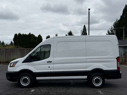 Used 2022 Ford Transit 350 Medium Roof RWD image 2