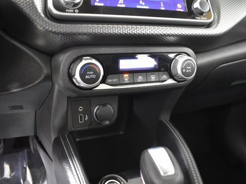Used 2020 Nissan Kicks SV image 21