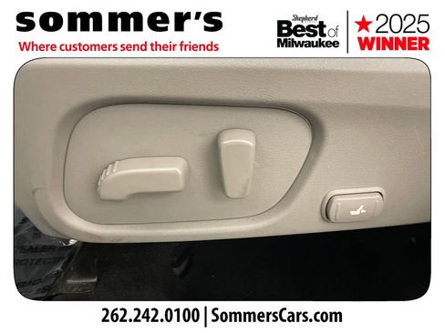 Used 2016 Subaru Forester 2.5i Limited w/ Popular Package #2 image 10