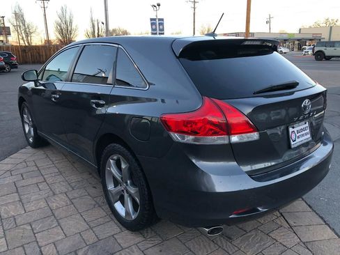 Used 2011 Toyota Venza AWD V6 w/ Premium Pkg #2 image 4