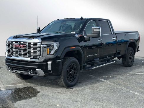 New 2026 GMC Sierra 3500 Denali w/ Denali Reserve Package AWD/4WD image 7
