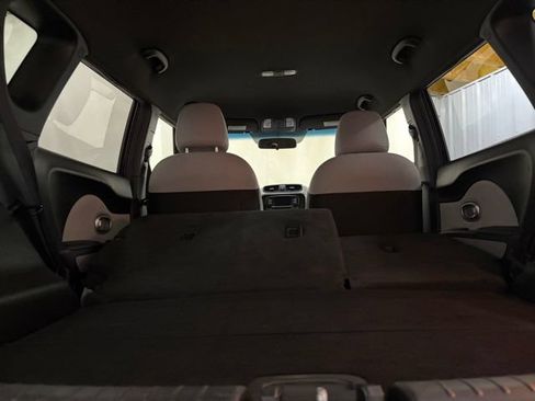 Used 2019 Kia Soul FWD image 14