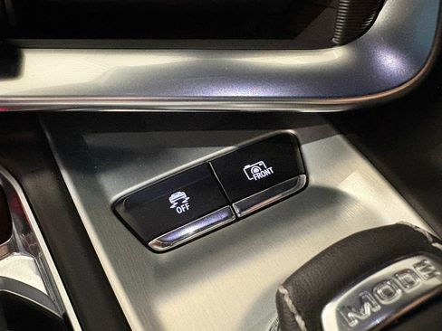 Used 2023 Chevrolet Corvette Stingray Premium Cpe w/ Z51 Performance Package RWD image 25