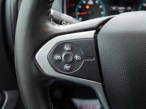 Used 2022 Chevrolet Colorado LT image 12