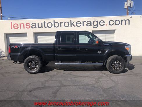 Used 2011 Ford F250 Lariat w/ Lariat Interior Pkg image 1