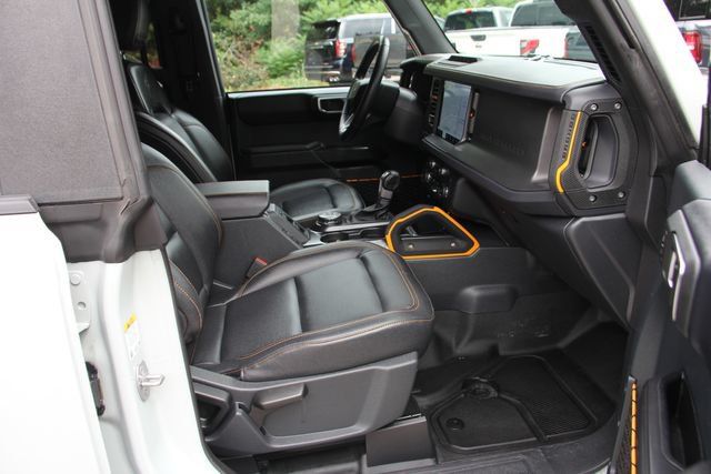 Used 2024 Ford Bronco Badlands AWD/4WD image 39
