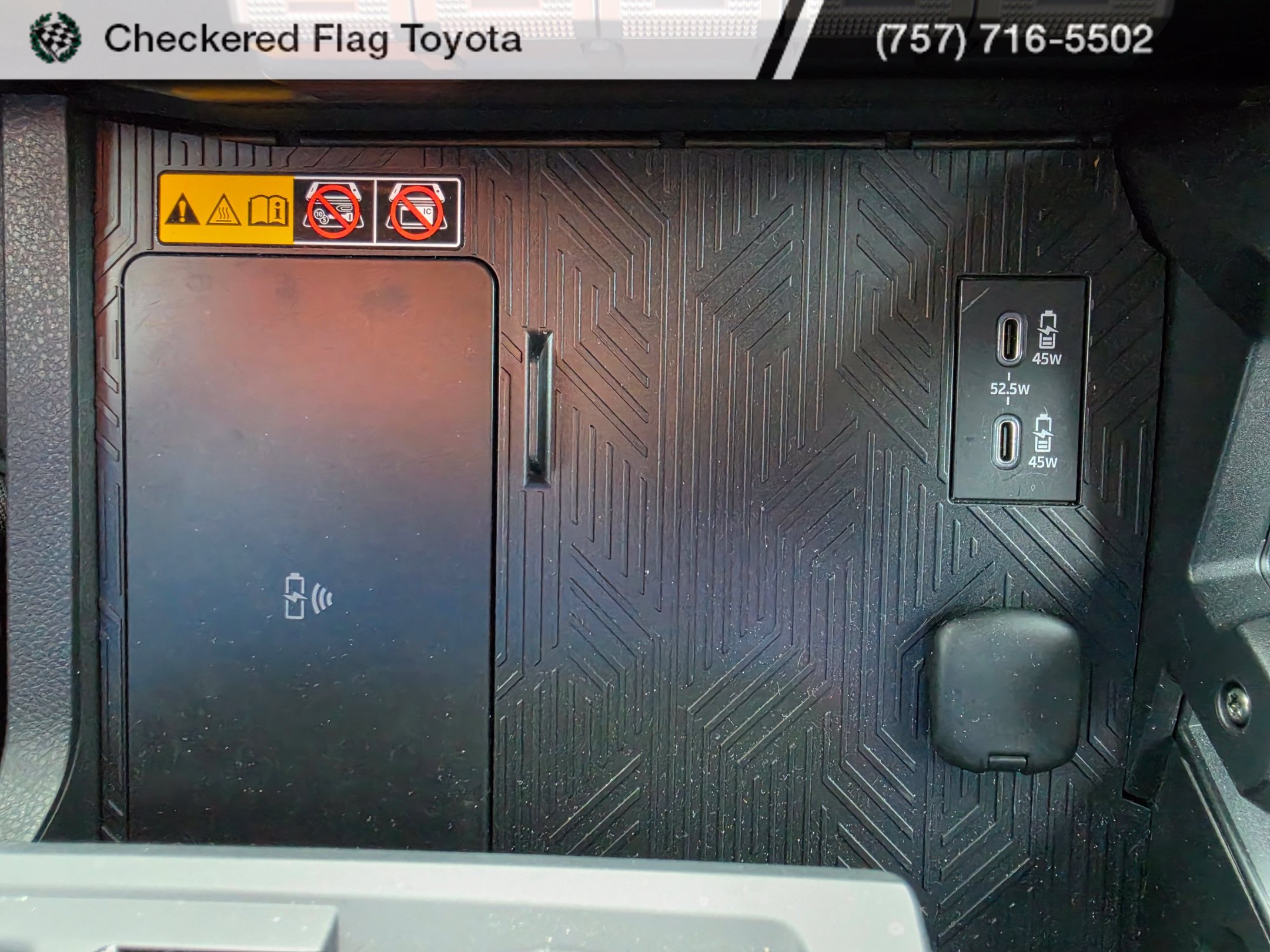 Used 2024 Toyota Tacoma TRD Sport w/ TRD Sport Upgrade Package RWD image 19