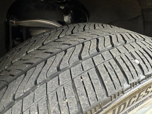 Used 2025 GMC Yukon Denali w/ Denali Reserve Package image 64