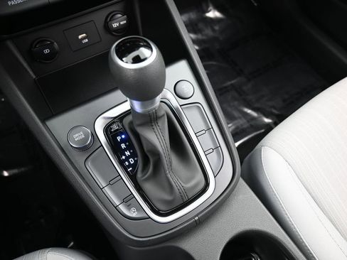 Used 2023 Hyundai Kona SEL image 24