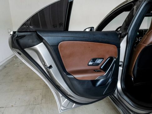 Used 2020 Mercedes-Benz CLA 250 image 49