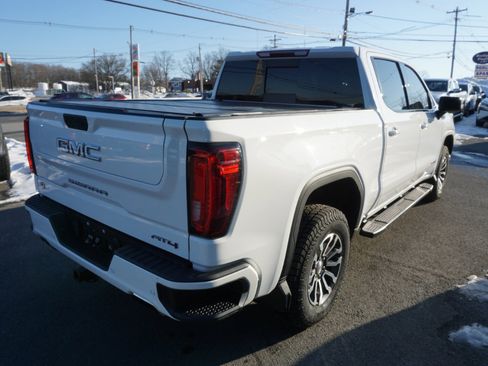 Used 2019 GMC Sierra 1500 AT4 w/ AT4 Premium Package image 6