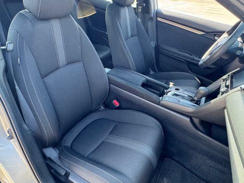 Used 2017 Honda Civic EX image 4