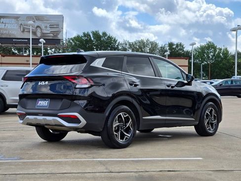 Used 2025 Kia Sportage LX FWD image 5