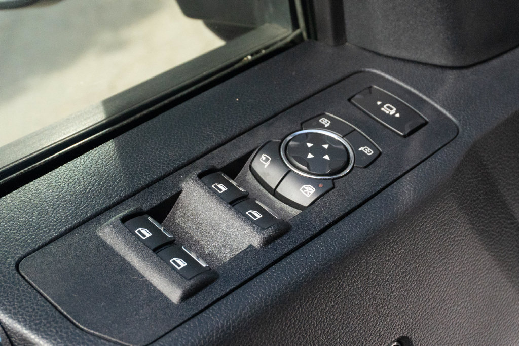 Used 2020 Ford F250 Lariat AWD/4WD image 19