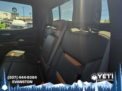 Used 2022 GMC Sierra 1500 AT4 w/ AT4 Premium Package AWD/4WD image 16