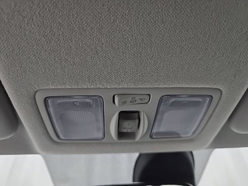 Used 2022 Hyundai Venue SEL FWD image 37
