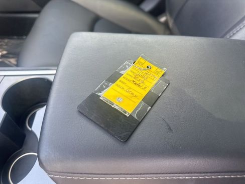 Used 2023 Tesla Model 3 Standard Range image 37