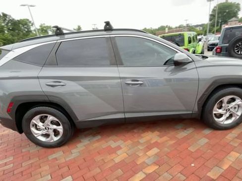 Used 2024 Hyundai Tucson SEL FWD image 2