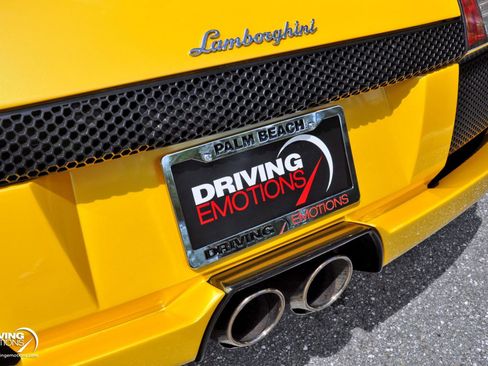 Used 2005 Lamborghini Murcielago Roadster image 34