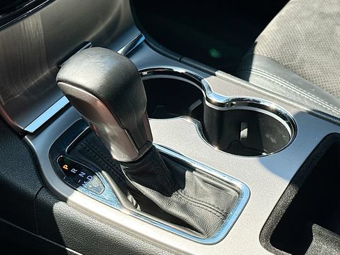 Used 2020 Jeep Grand Cherokee Altitude AWD/4WD image 22