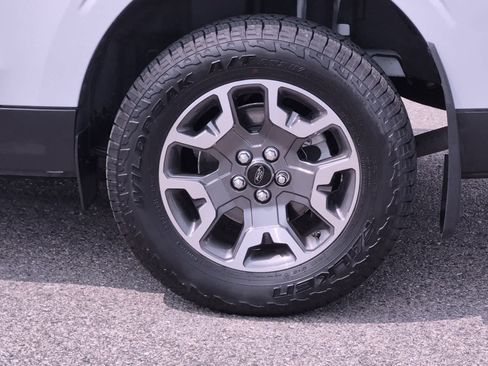 Used 2024 Ford Maverick Lariat w/ FX4 Off-Road Package AWD/4WD image 14